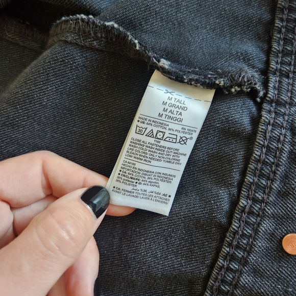 Old Navy Black Jean Jacket Medium Tall NWOT - Picture 4 of 7